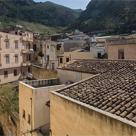La Piazzetta 3*